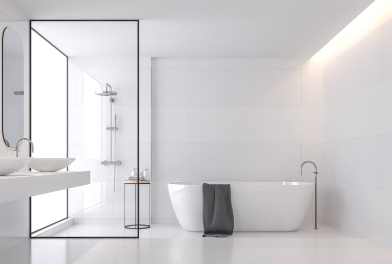 Salle de bain blanche