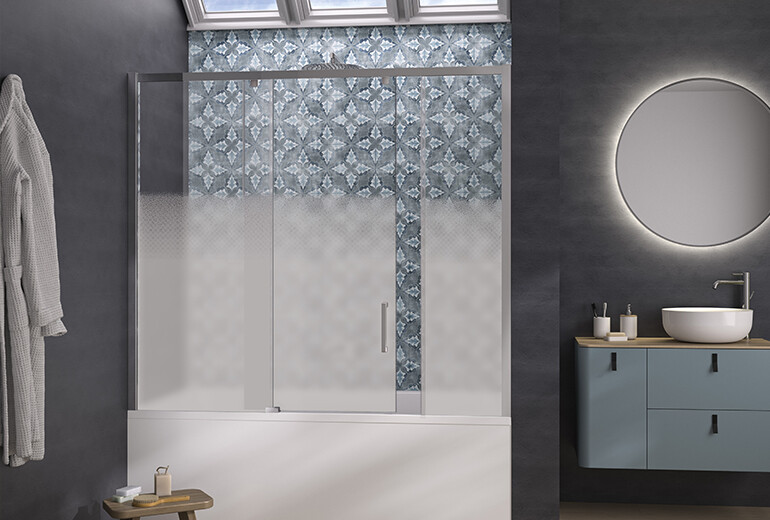 Parebaignoires et parebains Kinedo